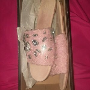 Faux fur slides